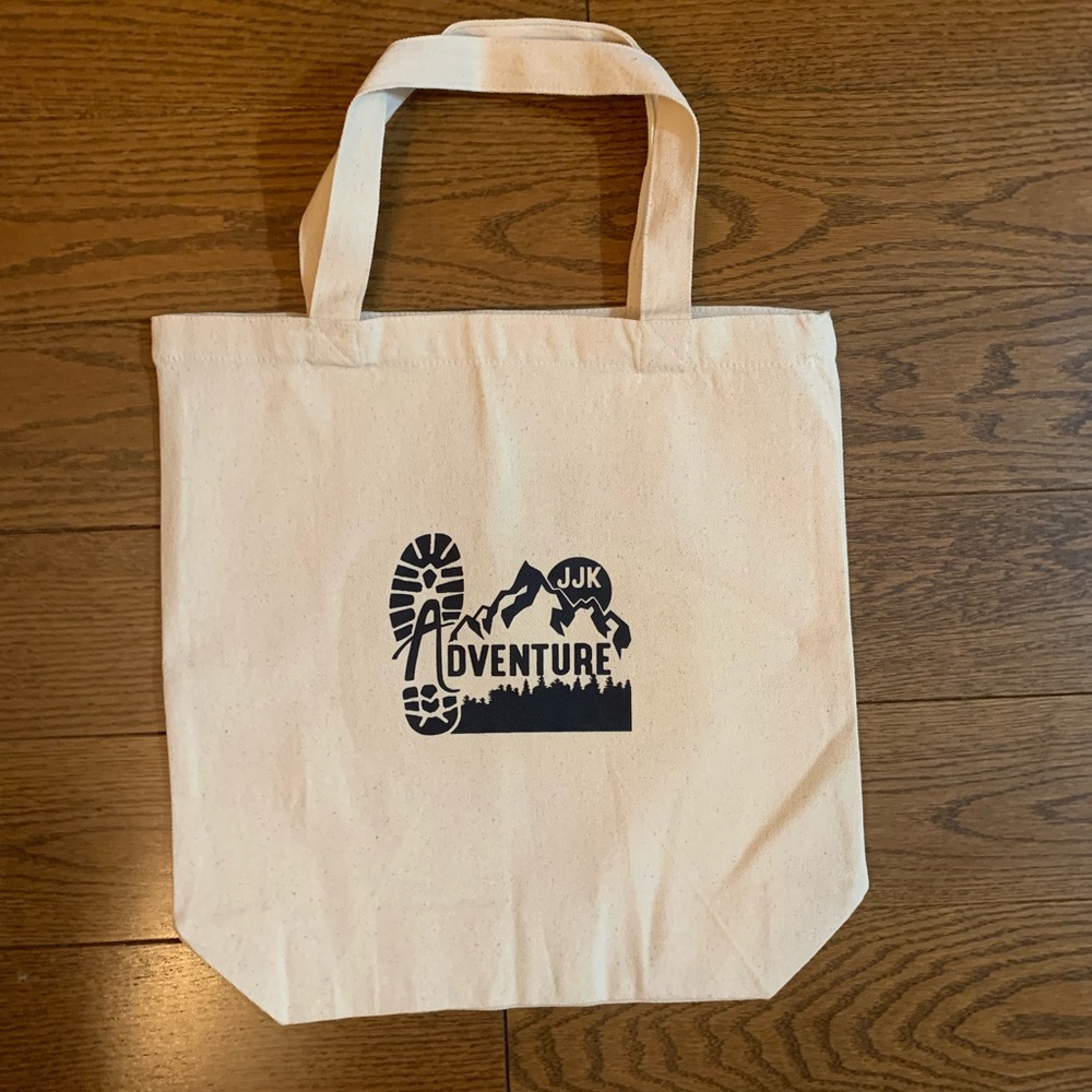 Adventure tote bag
